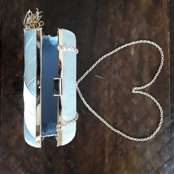 NEW small bag. Clutch. - Picture 5 of 7